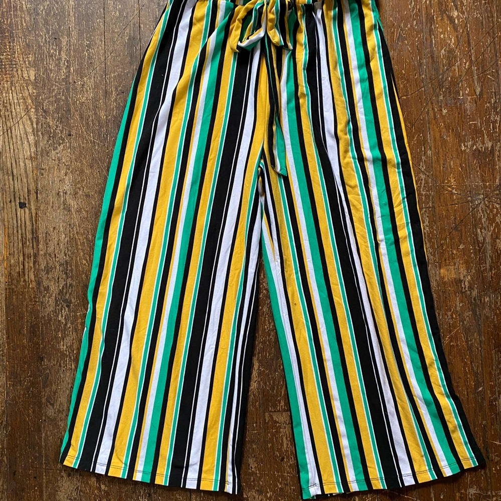 Bobbie Brooks Striped Wide Leg Capri Pants Size SM